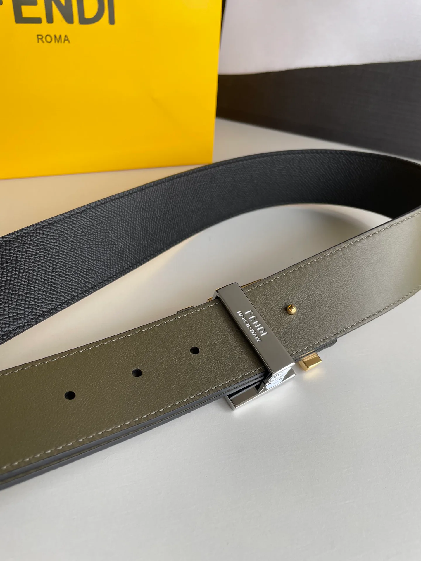 Ремни Fendi 5141496