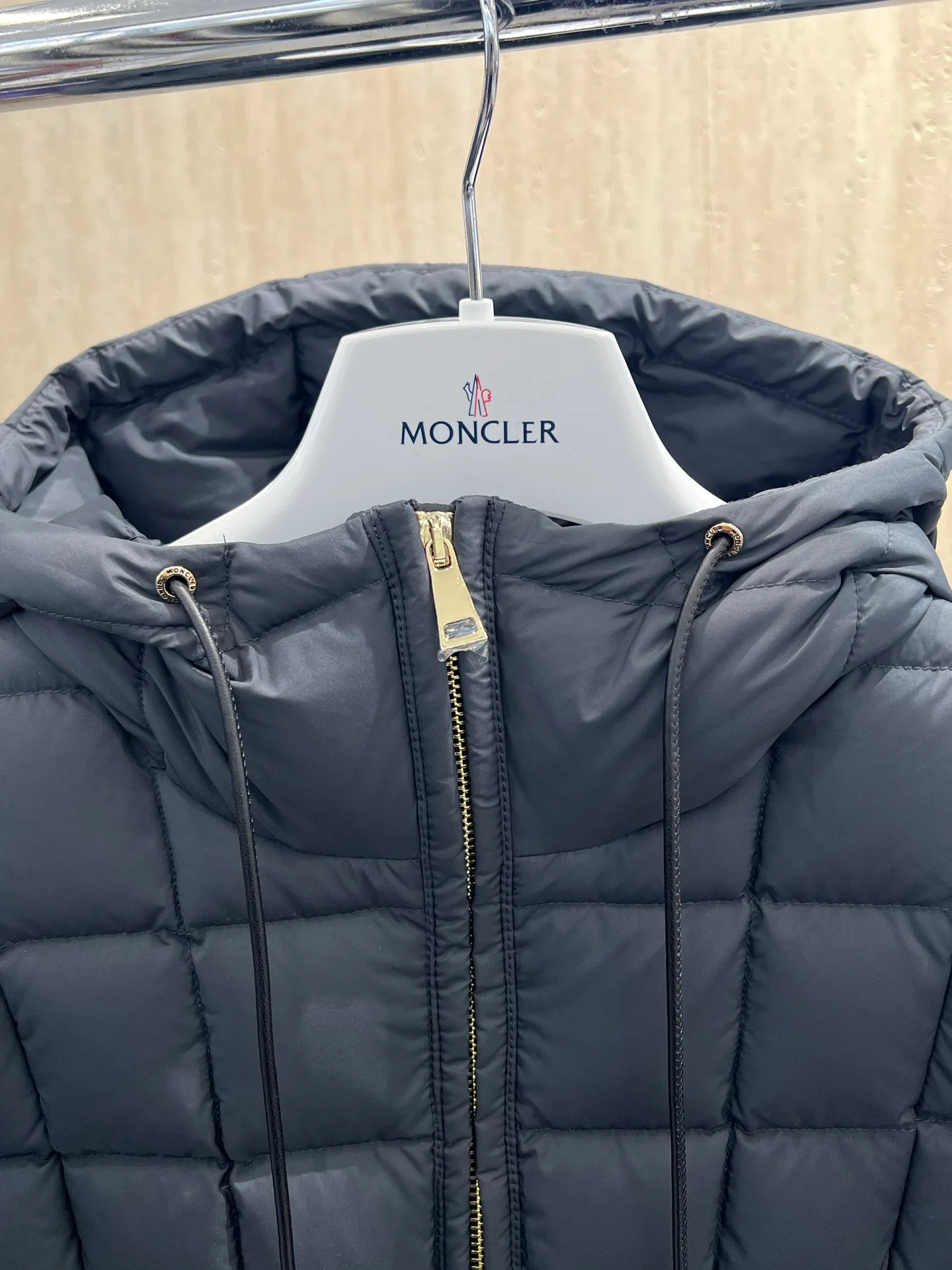 Куртки И Пуховики Женские Moncler 19628756