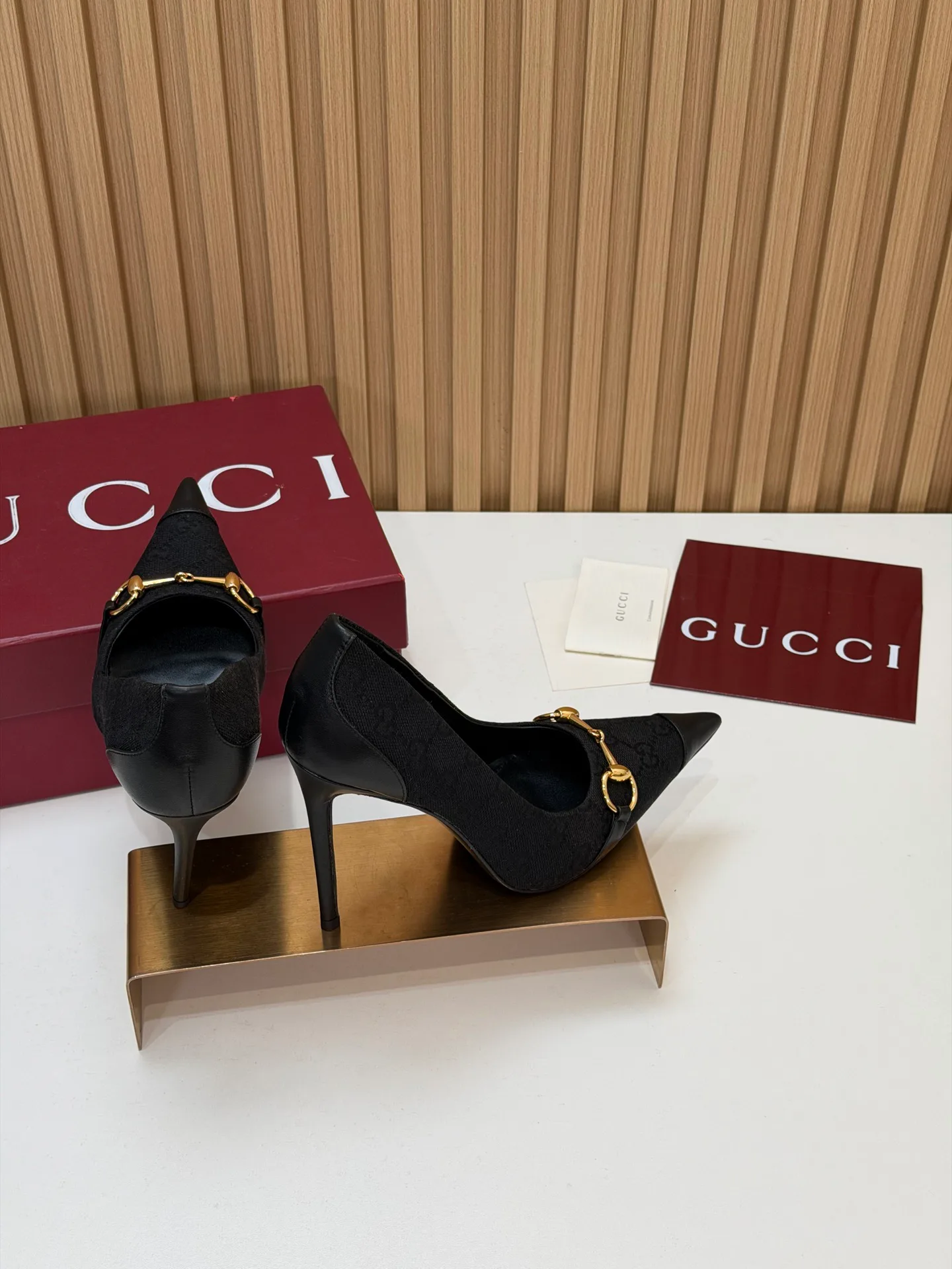 Туфли Женские Gucci 18245479