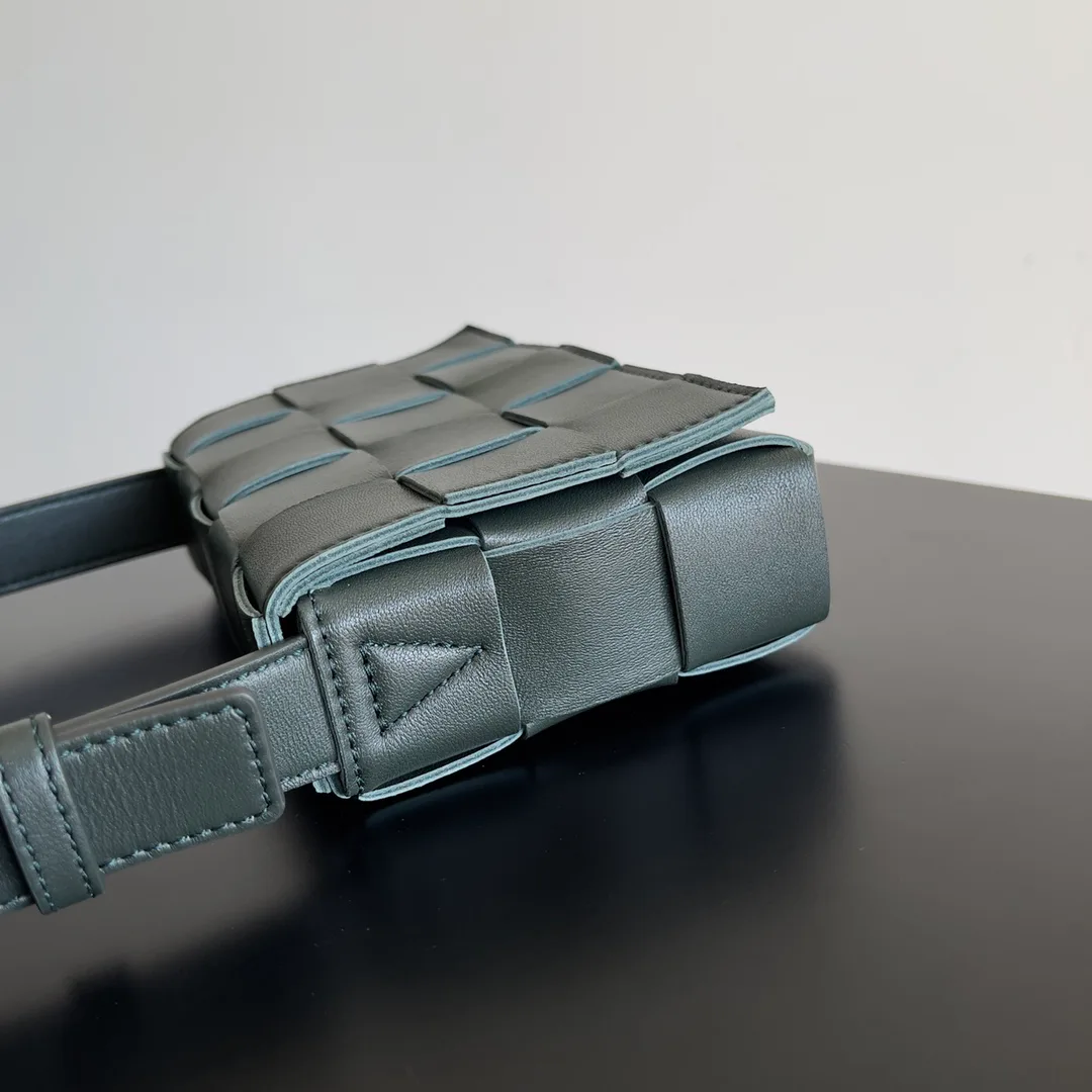 Классические Сумки Женские Bottega Veneta 17372473
