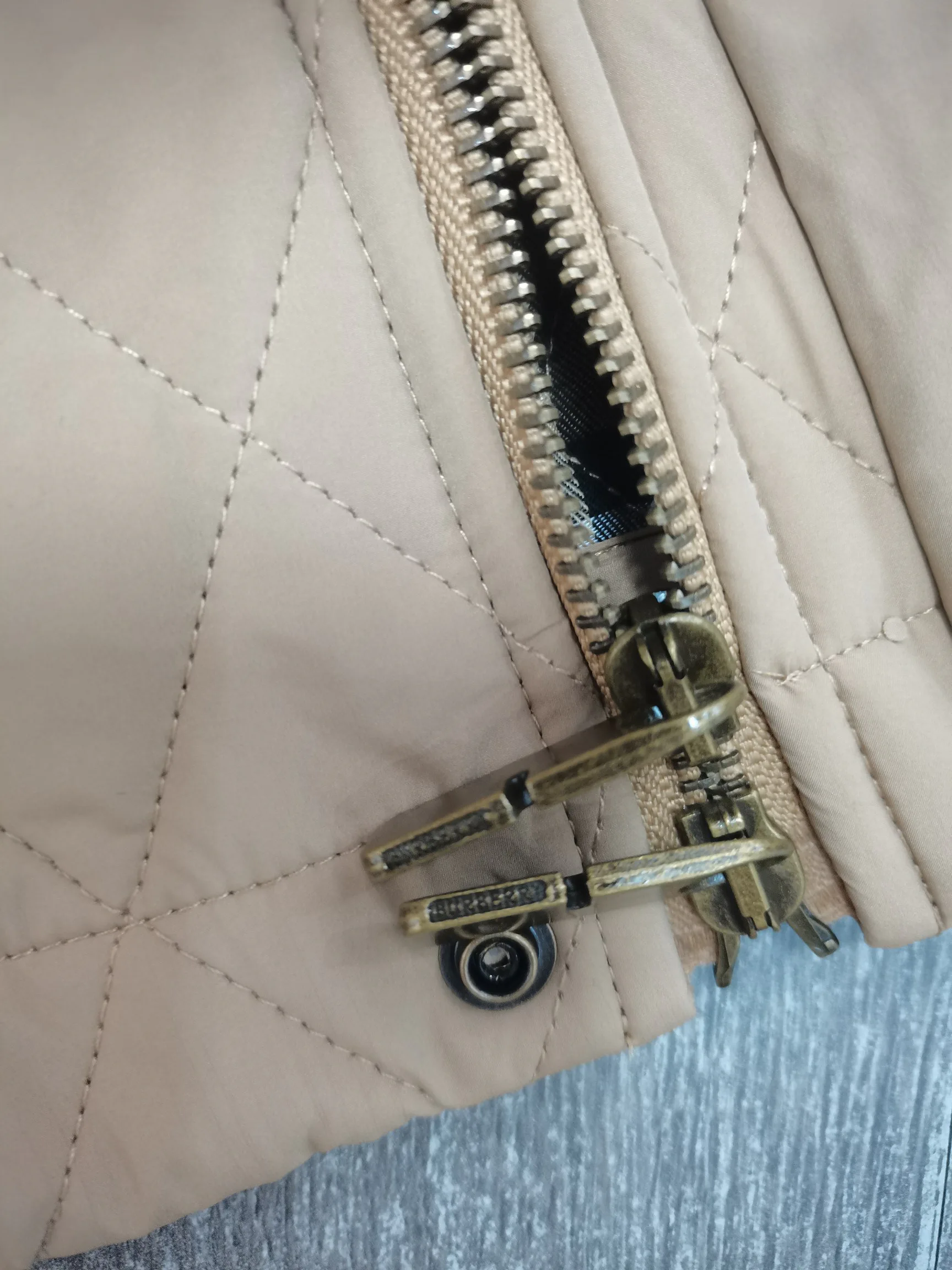 Куртки И Пуховики Женские Burberry 17998528