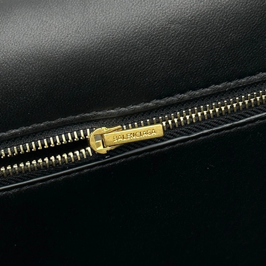 Классические Сумки Женские Balenciaga 11524786