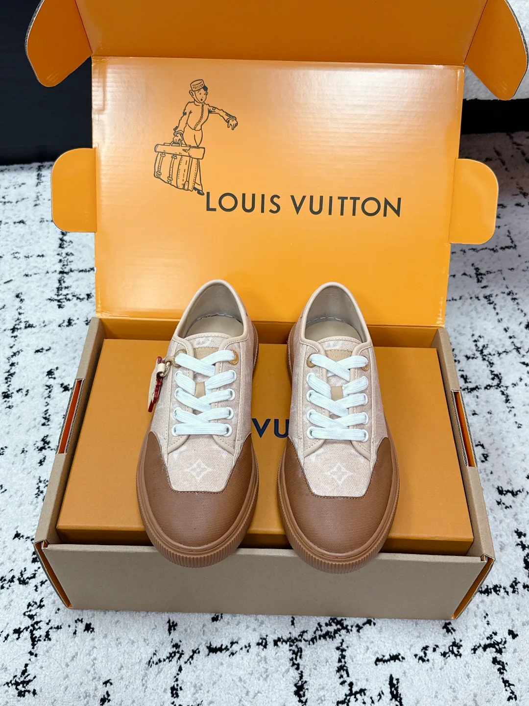 Кеды Женские Louis Vuitton 2471142