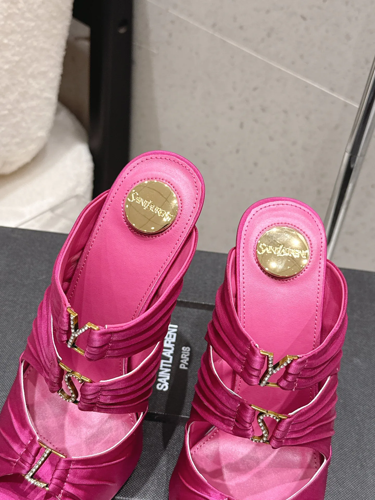 Босоножки Женские Saint Laurent 4537247