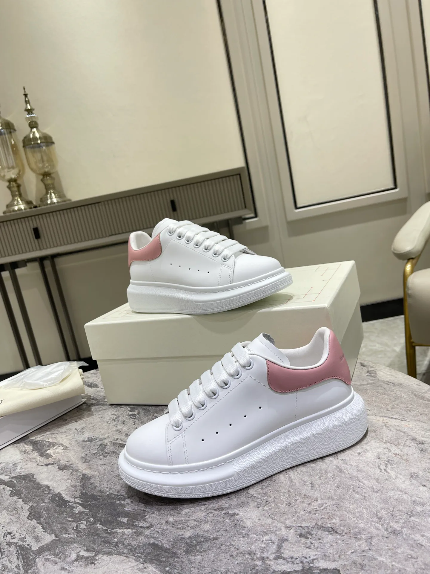 Кроссовки Женские Alexander Mcqueen 3446240