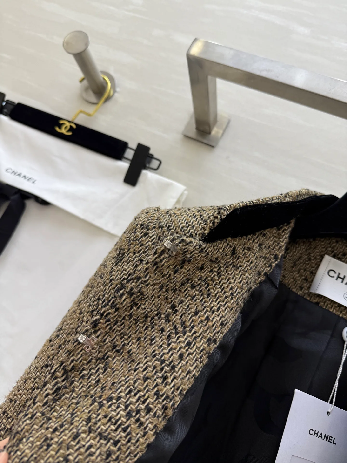 Куртки И Пуховики Женские Chanel 978637