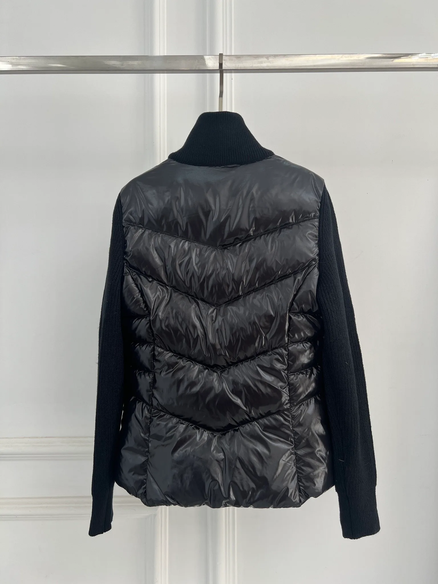 Куртки И Пуховики Женские Moncler 18415617