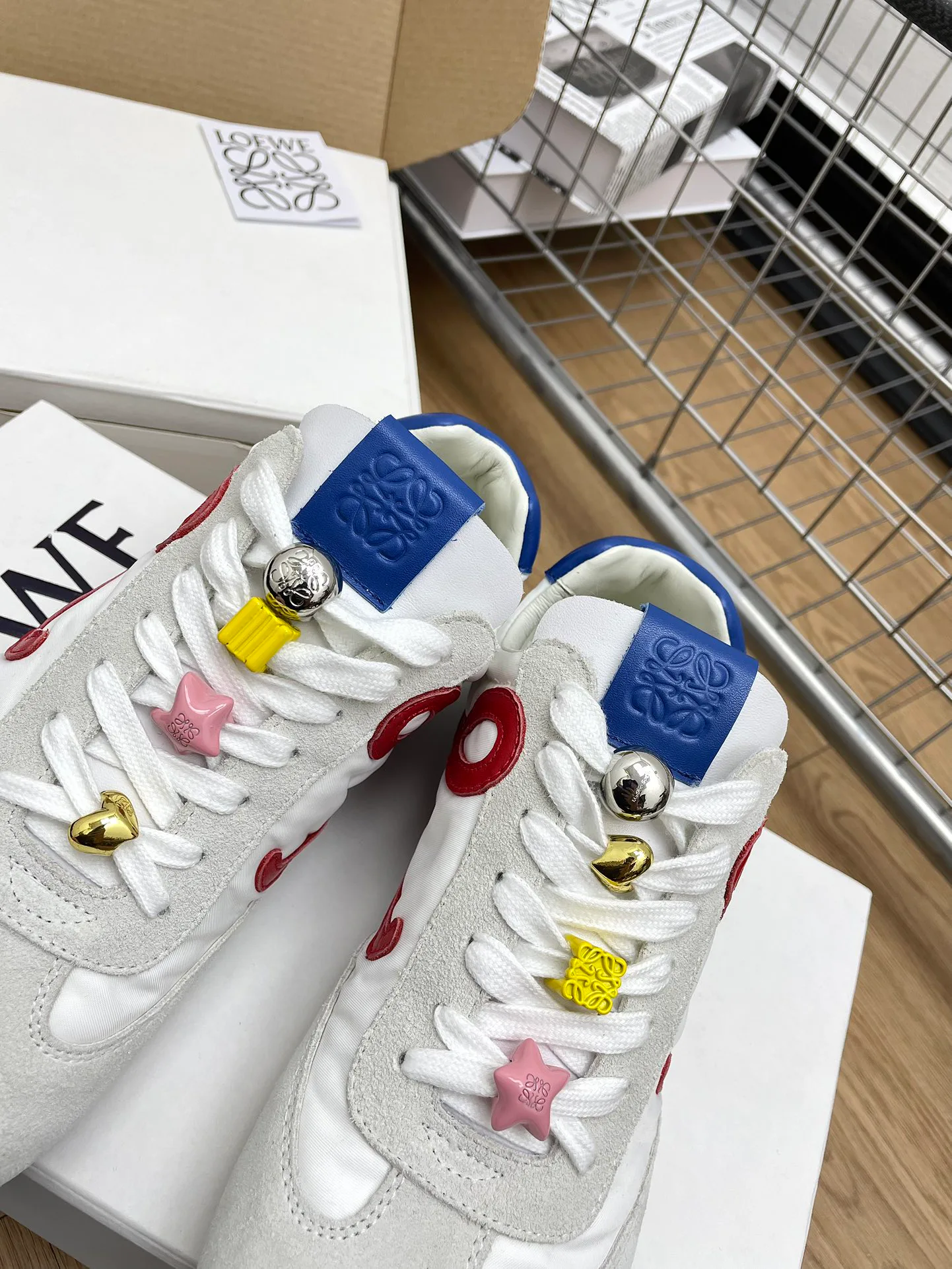 Кроссовки Женские Loewe 11188