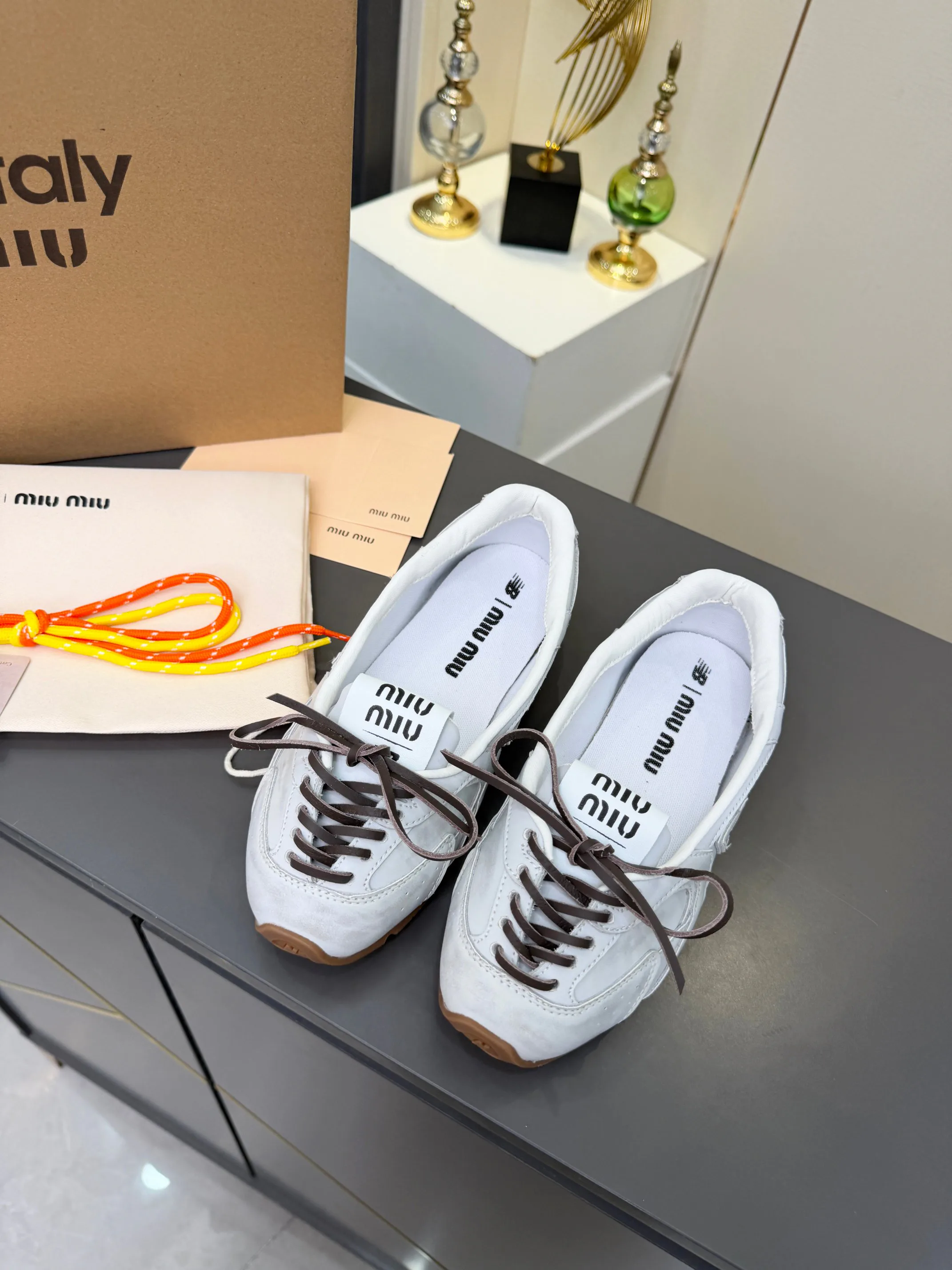 Кроссовки Женские Miu Miu 18740747