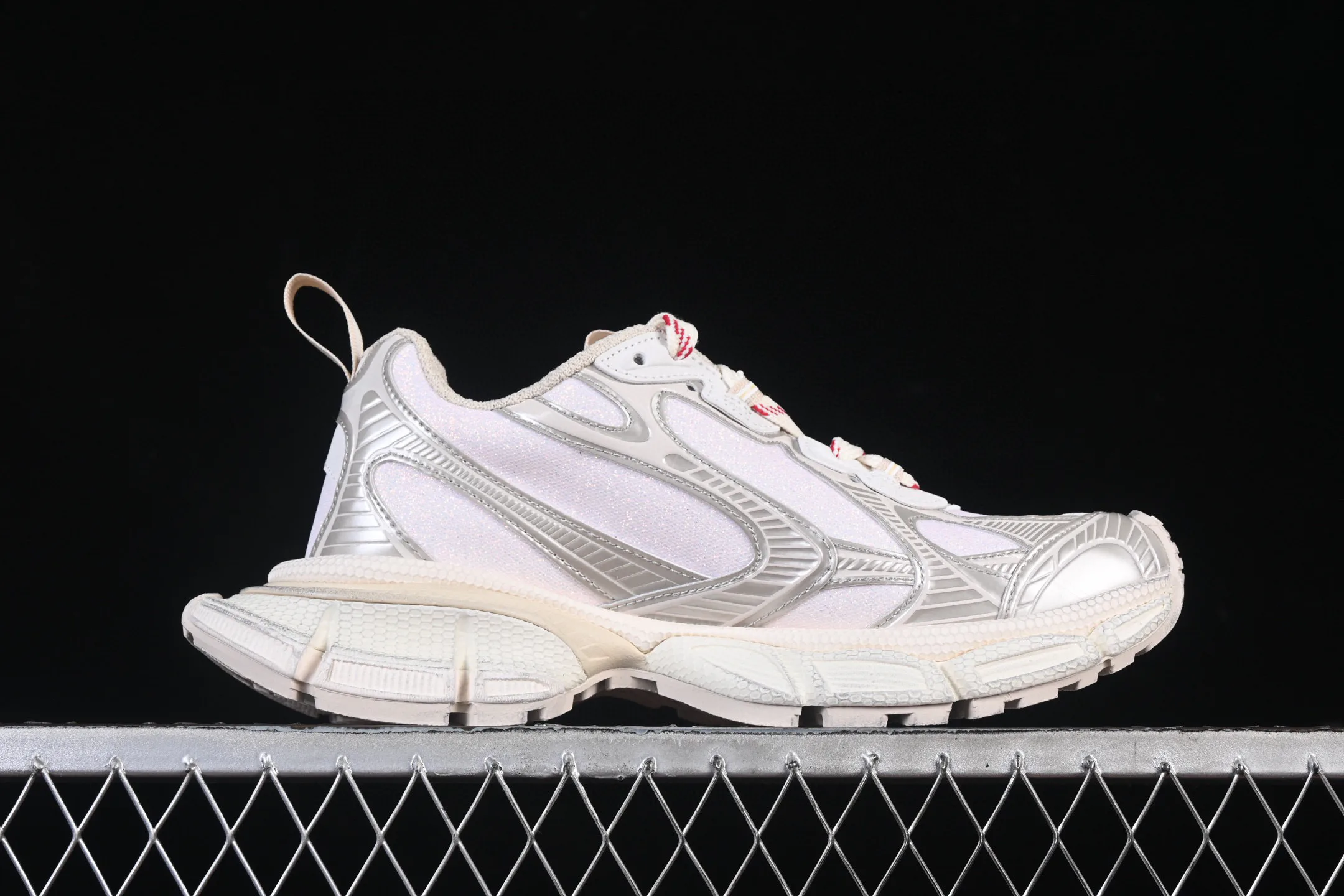 Кроссовки Женские Balenciaga 526559