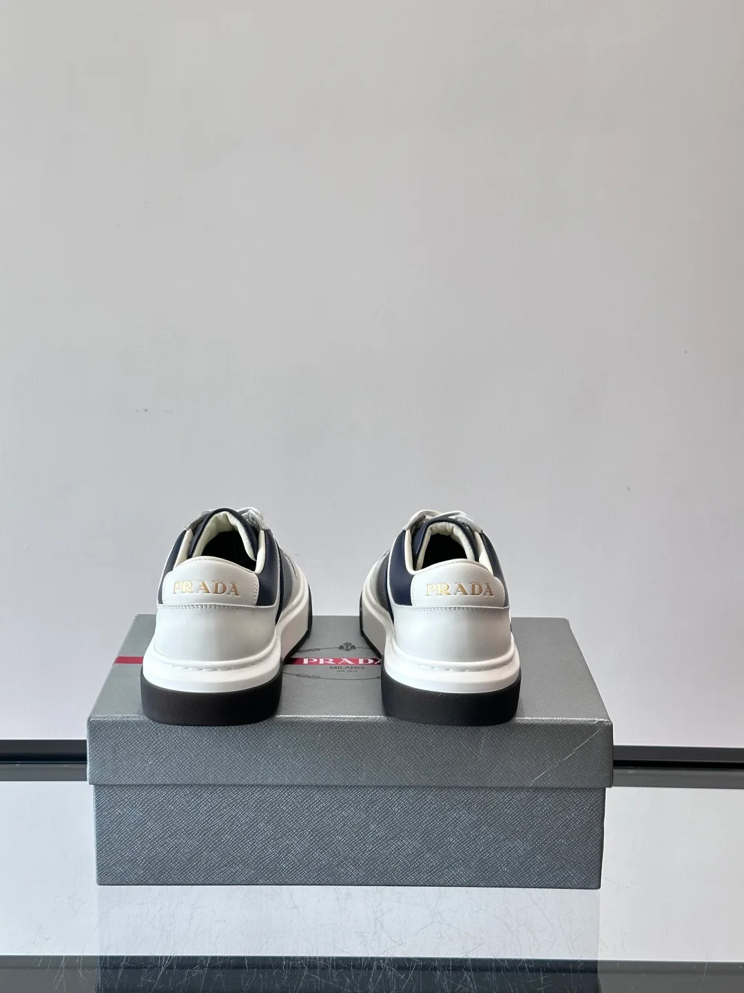 Кроссовки Мужские Prada 241807