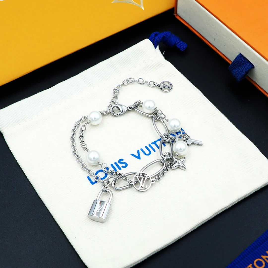 Бижутерия Louis Vuitton 11240559