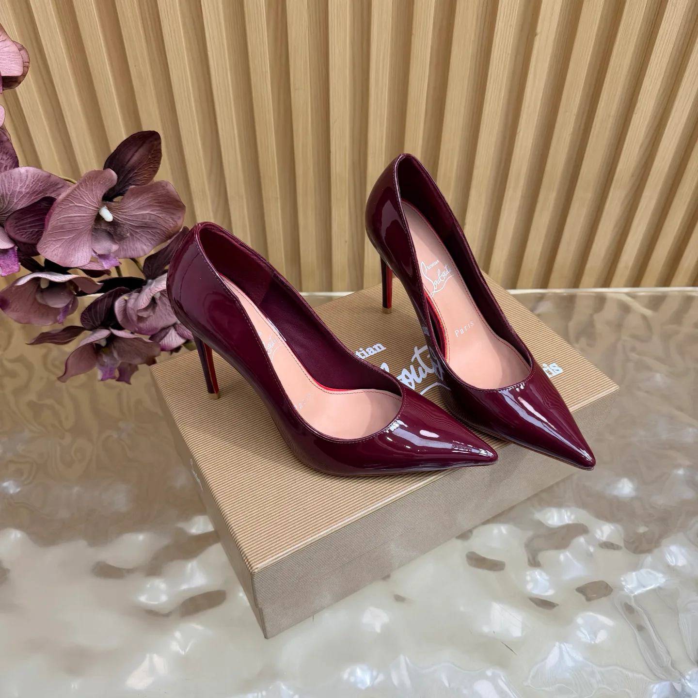 Туфли Женские Christian Louboutin 18901224
