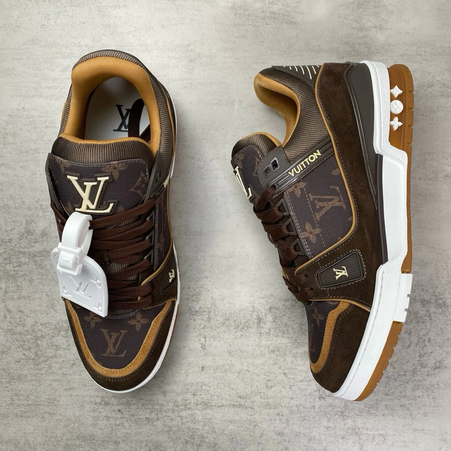 Кроссовки Женские Louis Vuitton 17961745