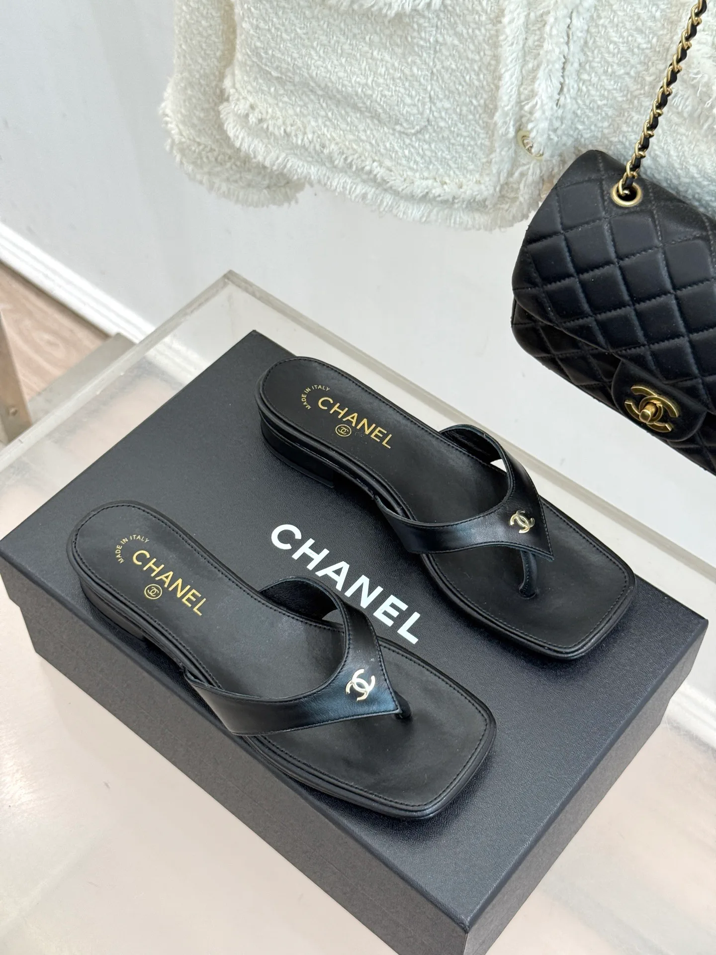 Шлепанцы Женские Chanel 17724126