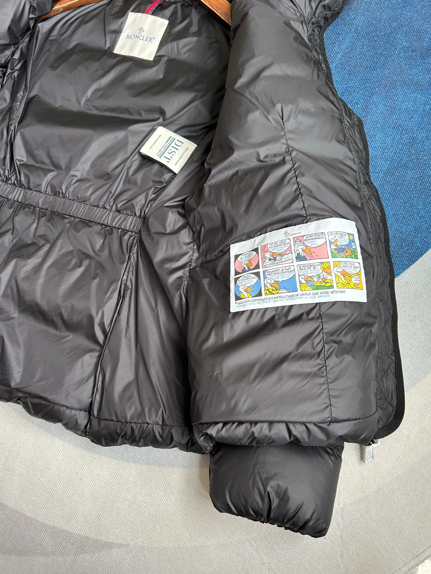 Куртки И Пуховики Женские Moncler 19462679