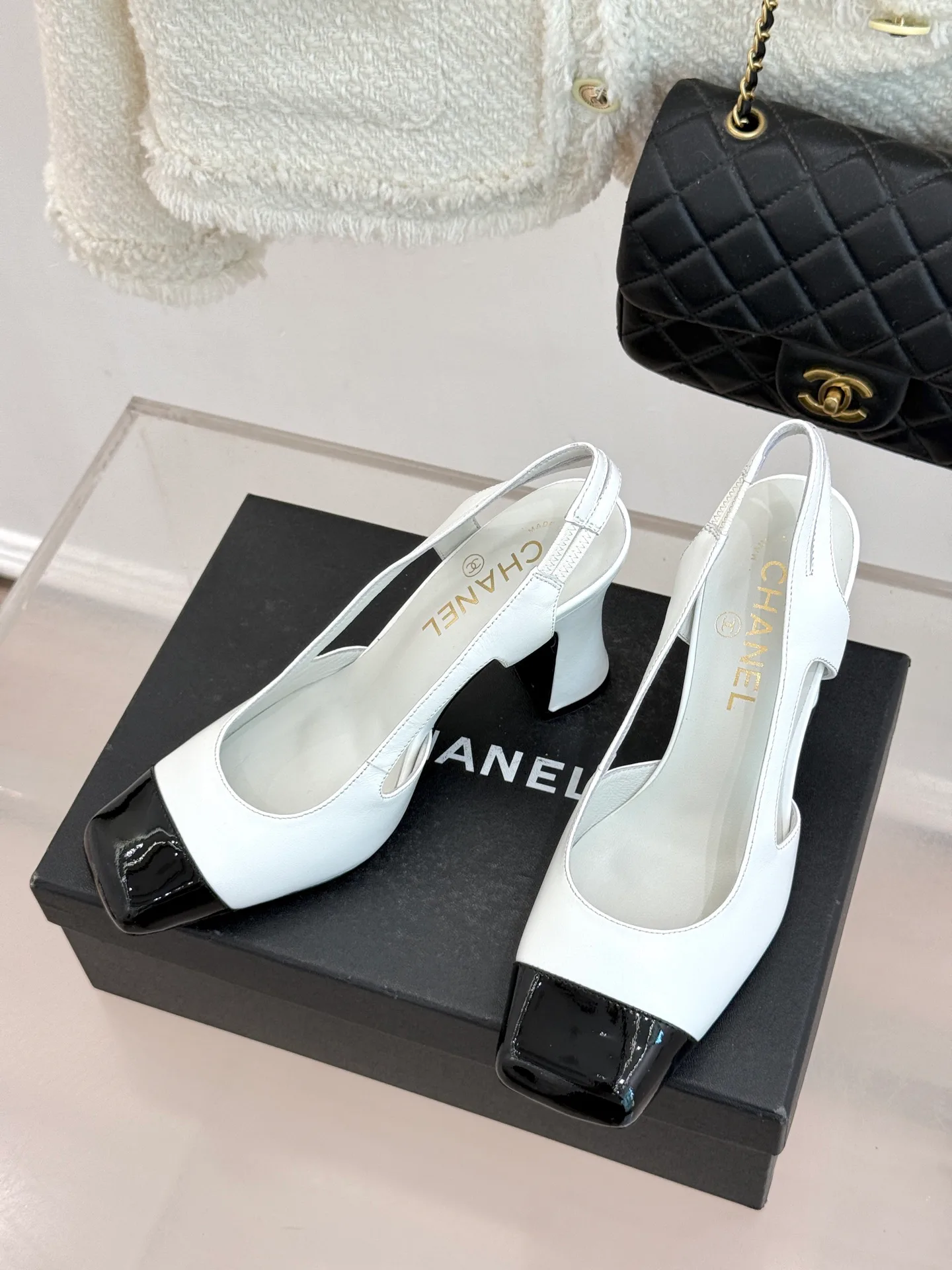 Босоножки Женские Chanel 13151676