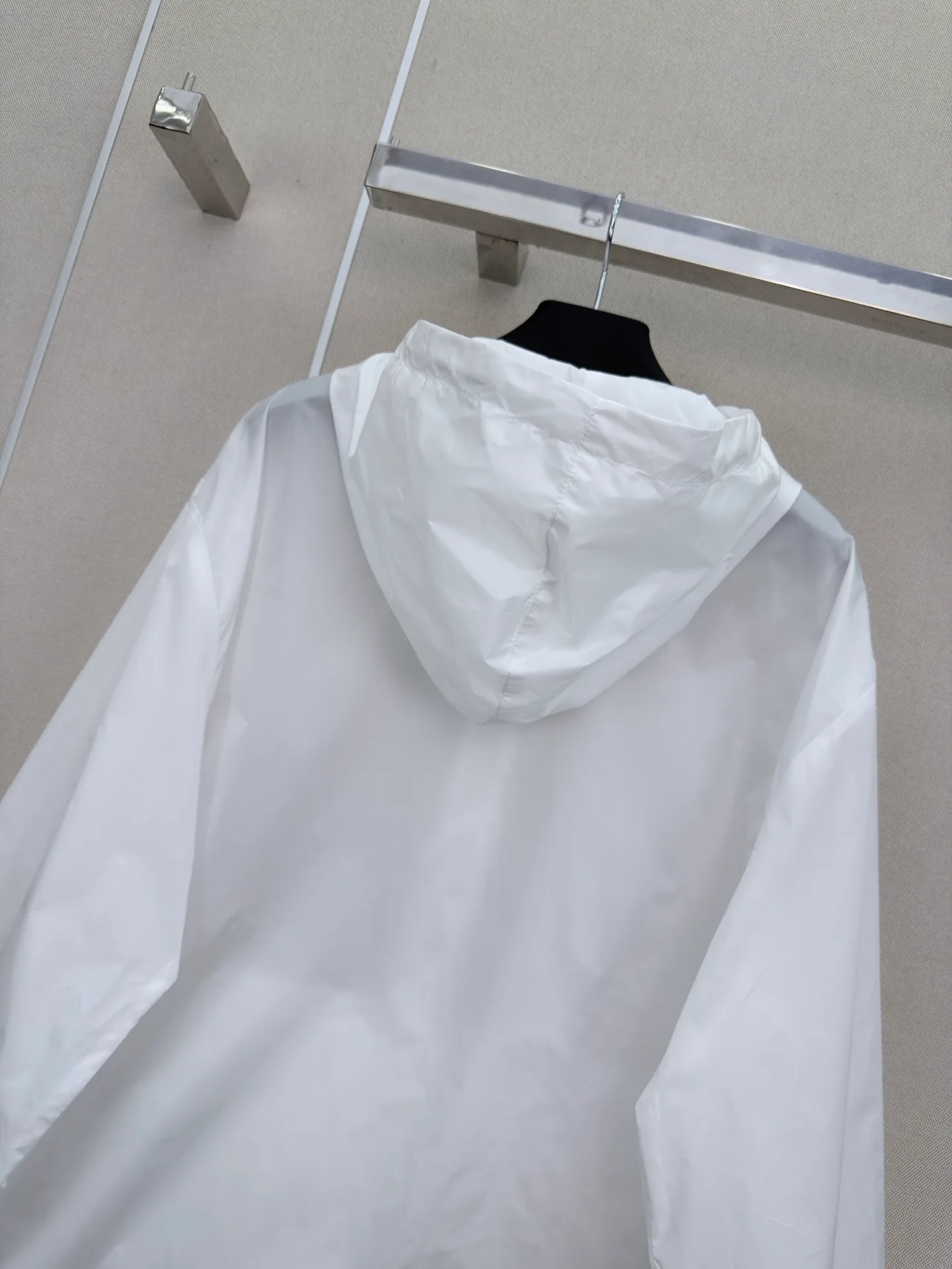 Куртки И Пуховики Женские Prada 14543534