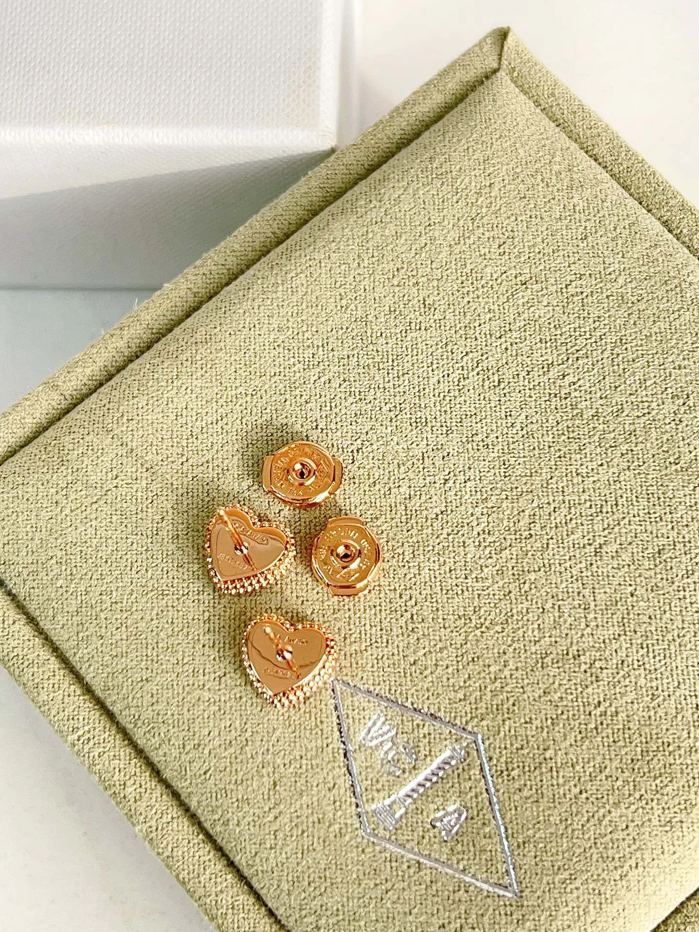 Бижутерия Van Cleef & Arpels 4198