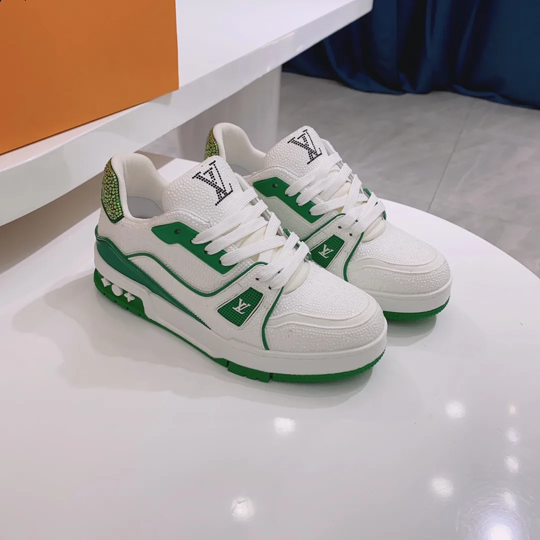 Кроссовки Женские Louis Vuitton 11707411