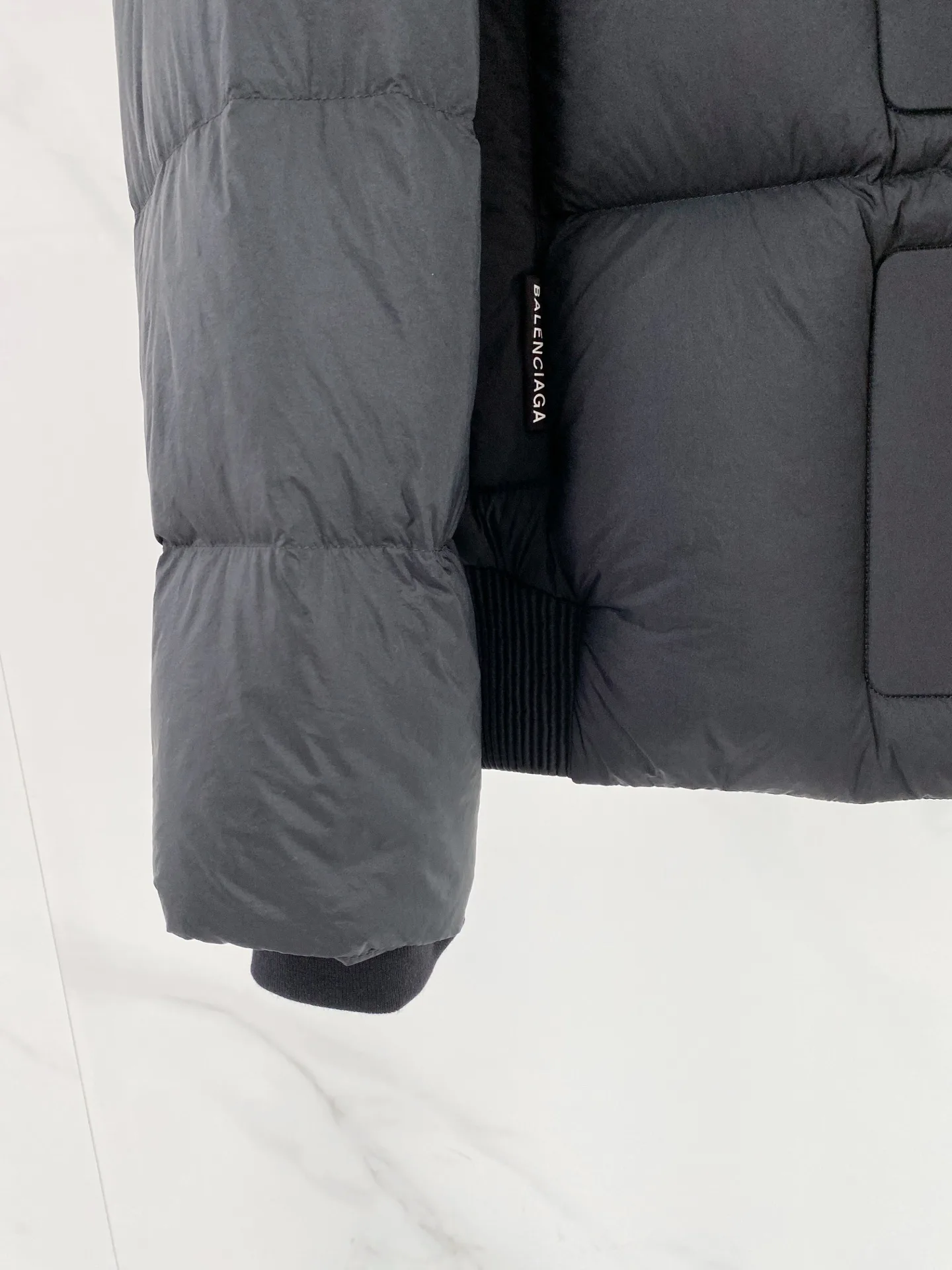 Куртки И Пуховики Мужские Balenciaga 17919146