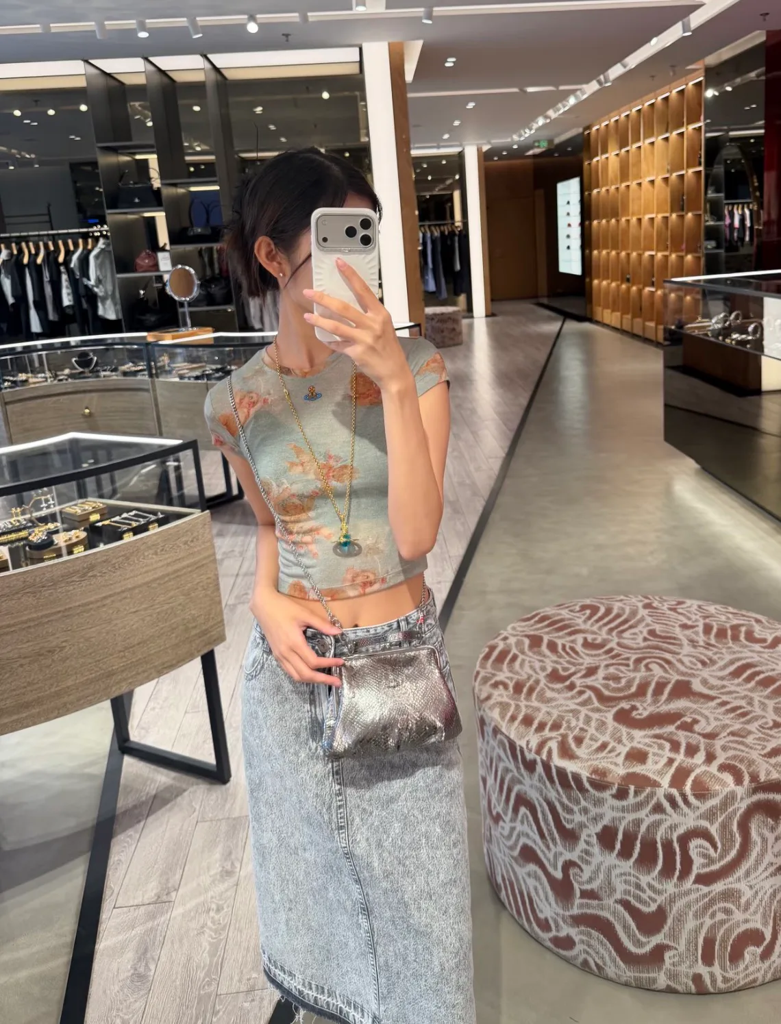 Футболки Женские Vivienne Westwood 16980783
