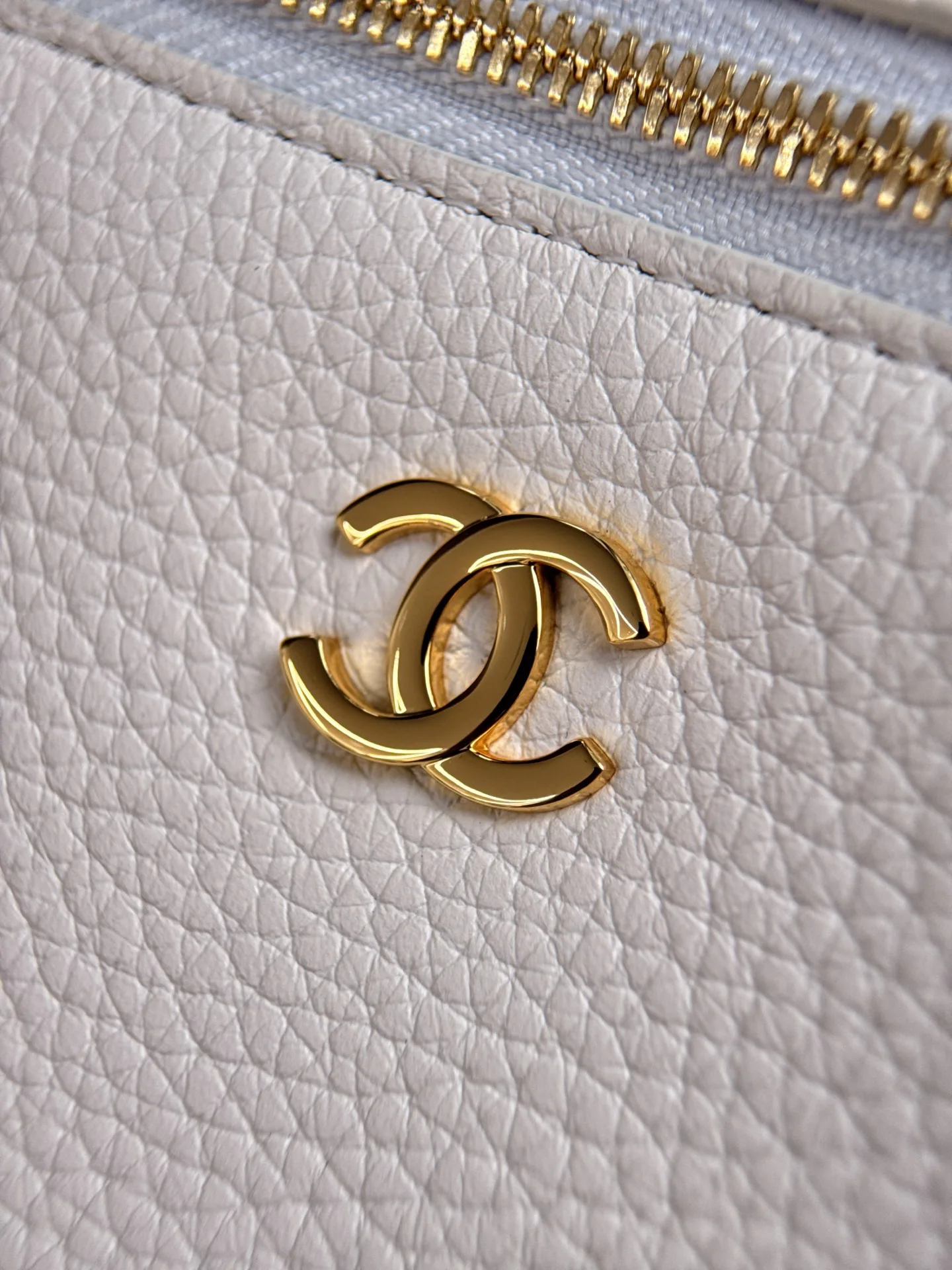 Классические Сумки Женские Chanel 17698902