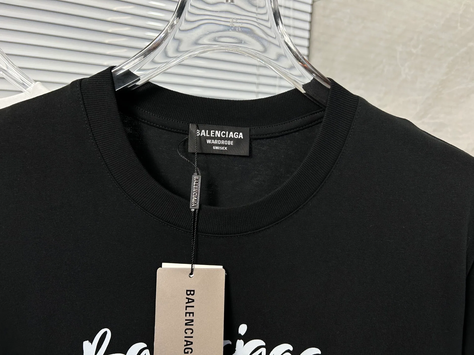 Футболки Женские Balenciaga 15448