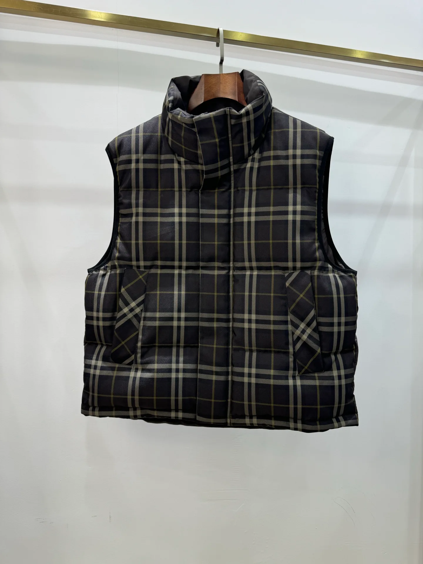 Жилеты Женские Burberry 19325560