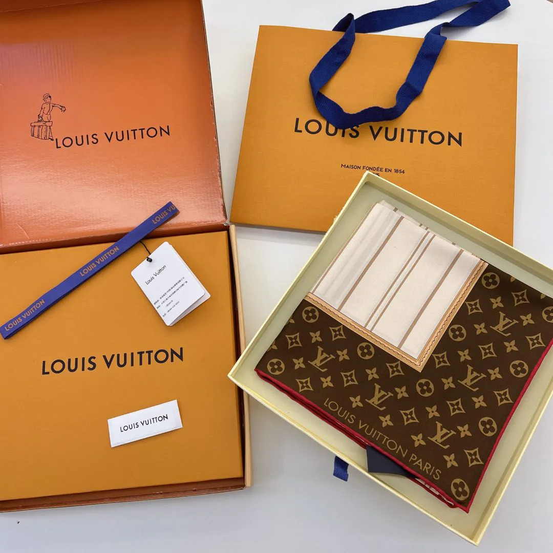 Шарфы Louis Vuitton 22052