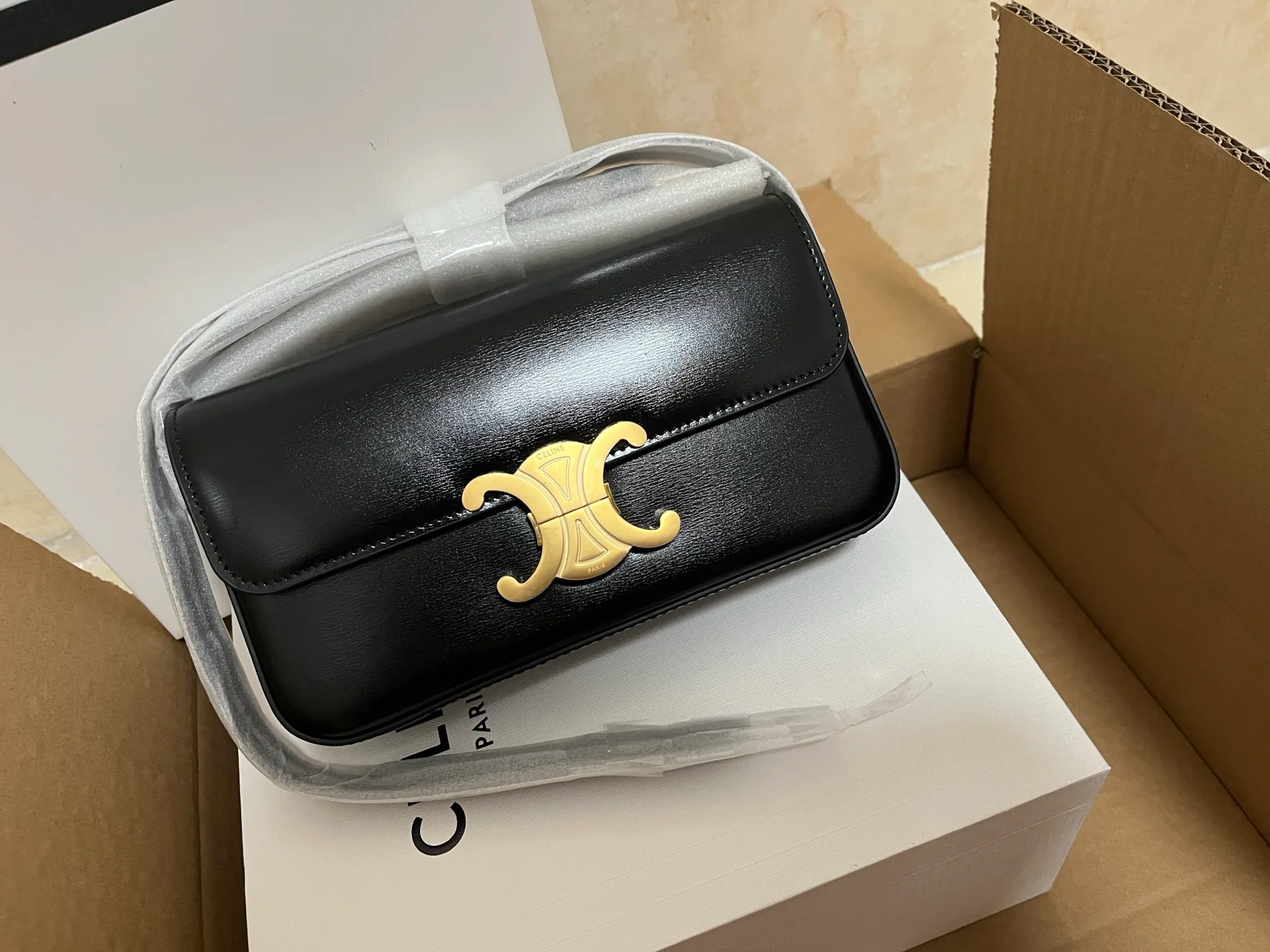 Классические Сумки Женские Celine 13435322