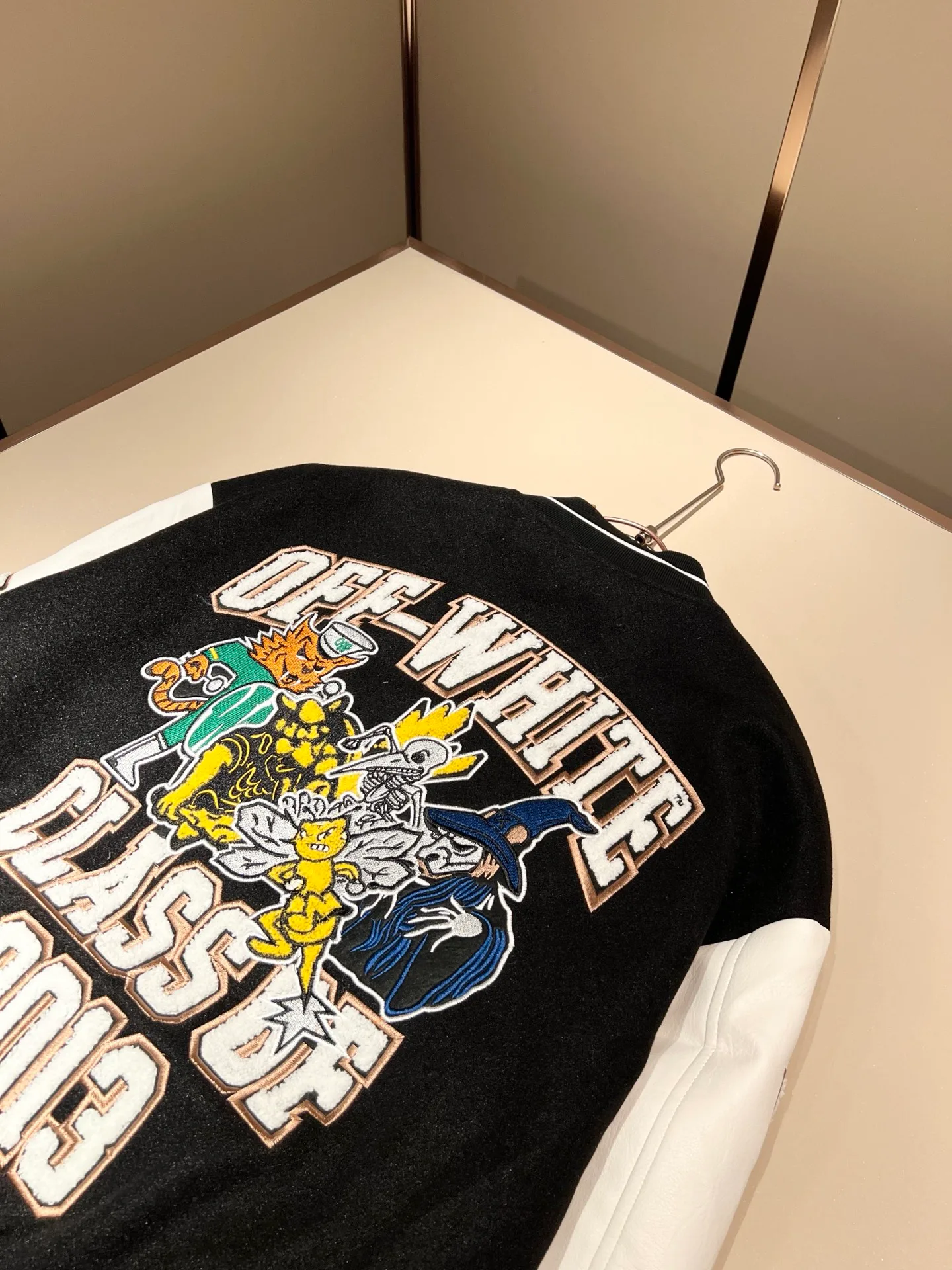 Куртки И Пуховики Мужские Off-White 342804