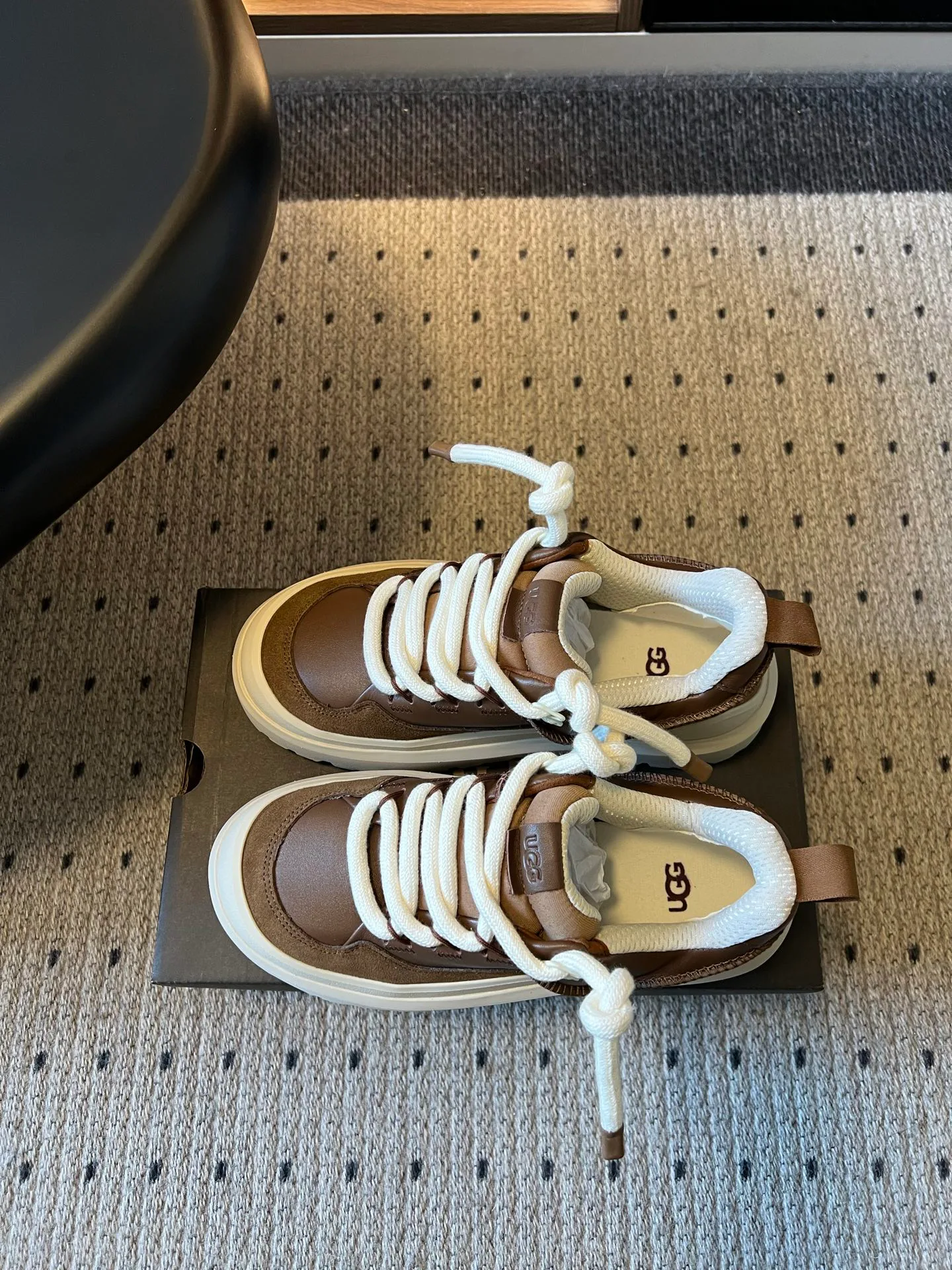 Кроссовки Женские Ugg 19237638