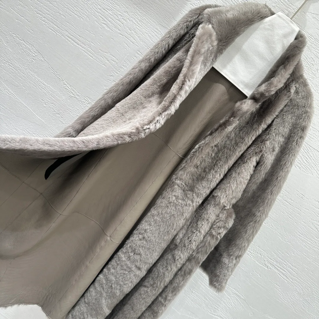 Шубы Женские Brunello Cucinelli 683726