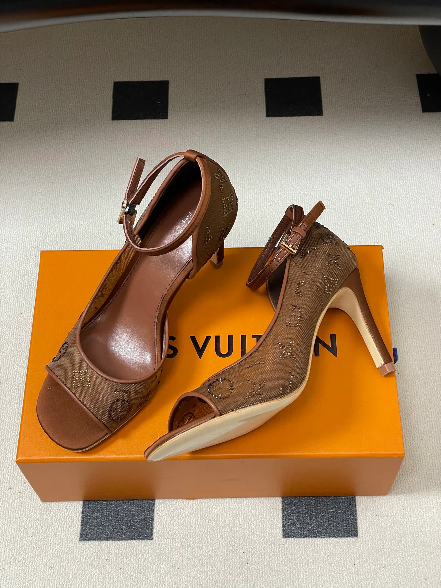 Туфли Женские Louis Vuitton 2597148