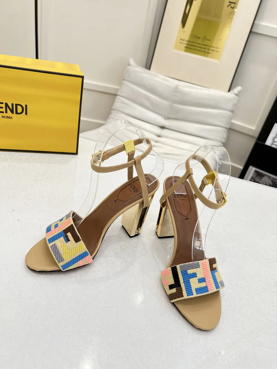 Босоножки Женские Fendi 31861