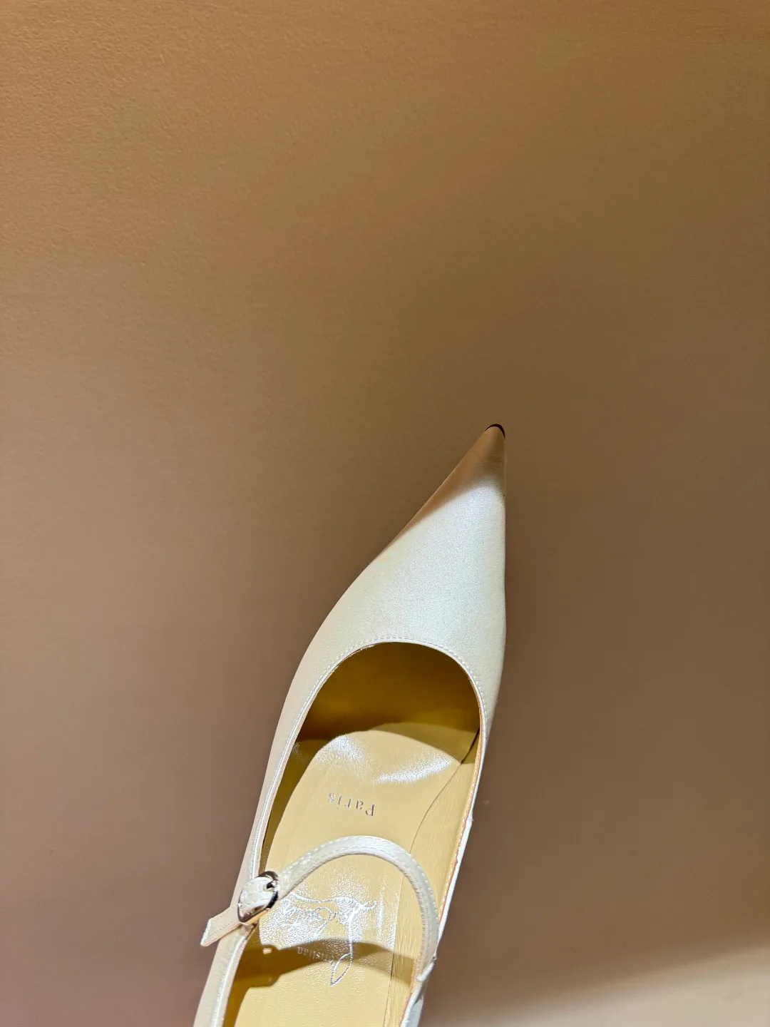 Туфли Женские Christian Louboutin 4743802