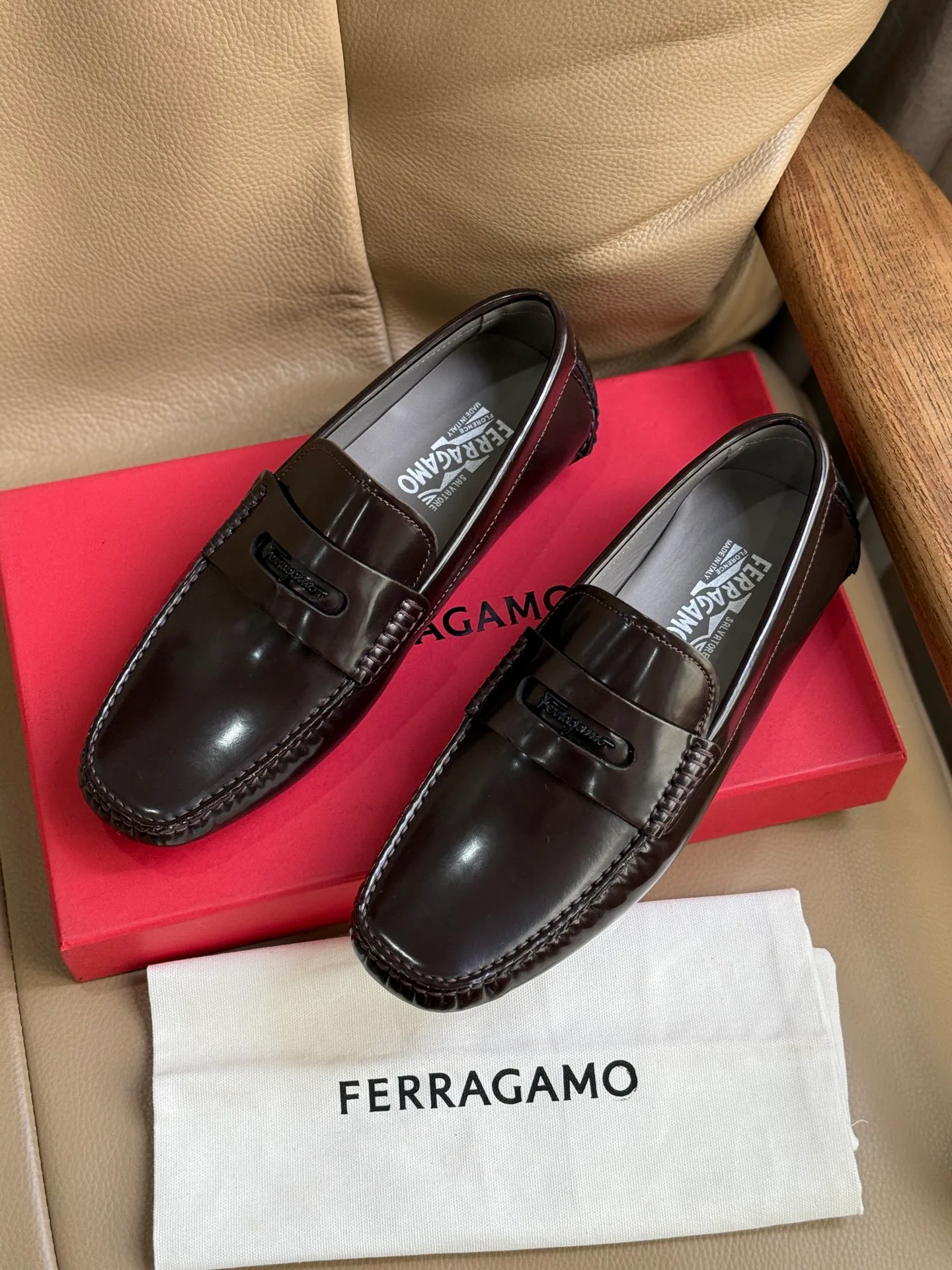Лоферы И Туфли Мужские Salvatore Ferragamo 18117117