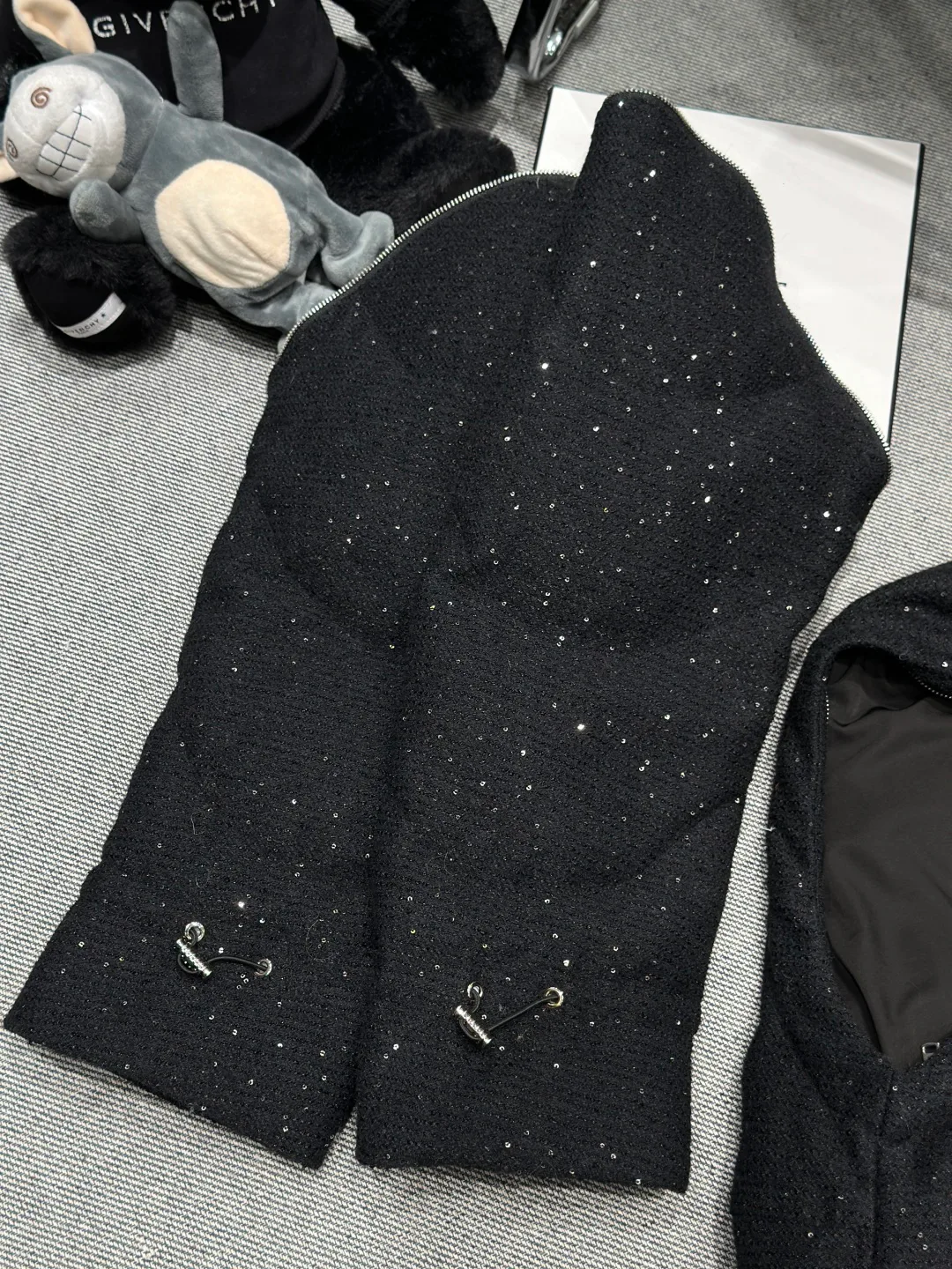 Куртки И Пуховики Женские Chanel 234339