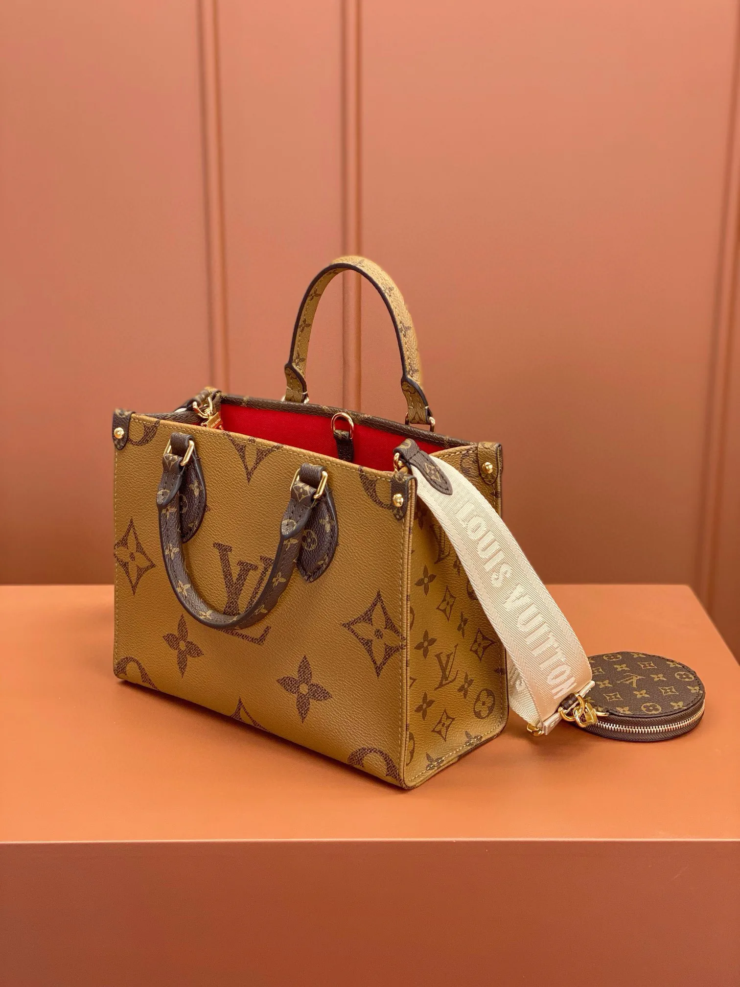 Классические Сумки Женские Louis Vuitton 13394398