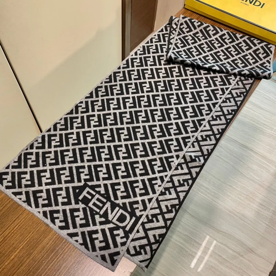 Шарфы Fendi 966169