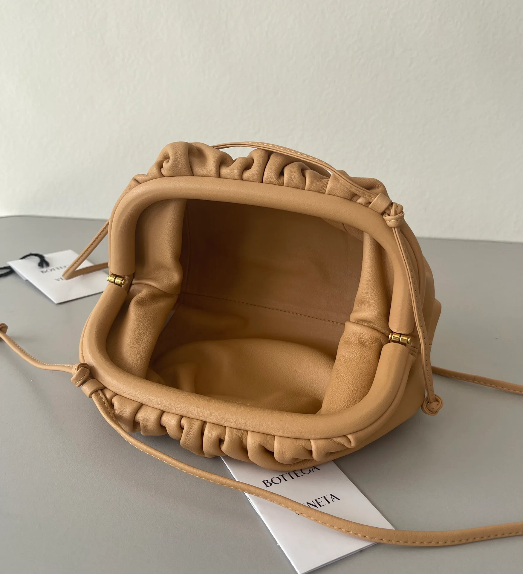 Сумки На Ремне Женские Bottega Veneta 106887