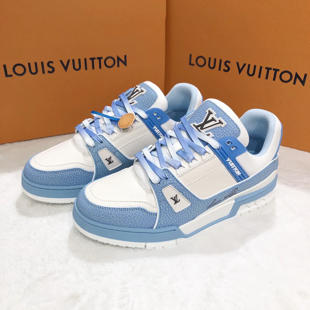 Кроссовки Женские Louis Vuitton 11707385