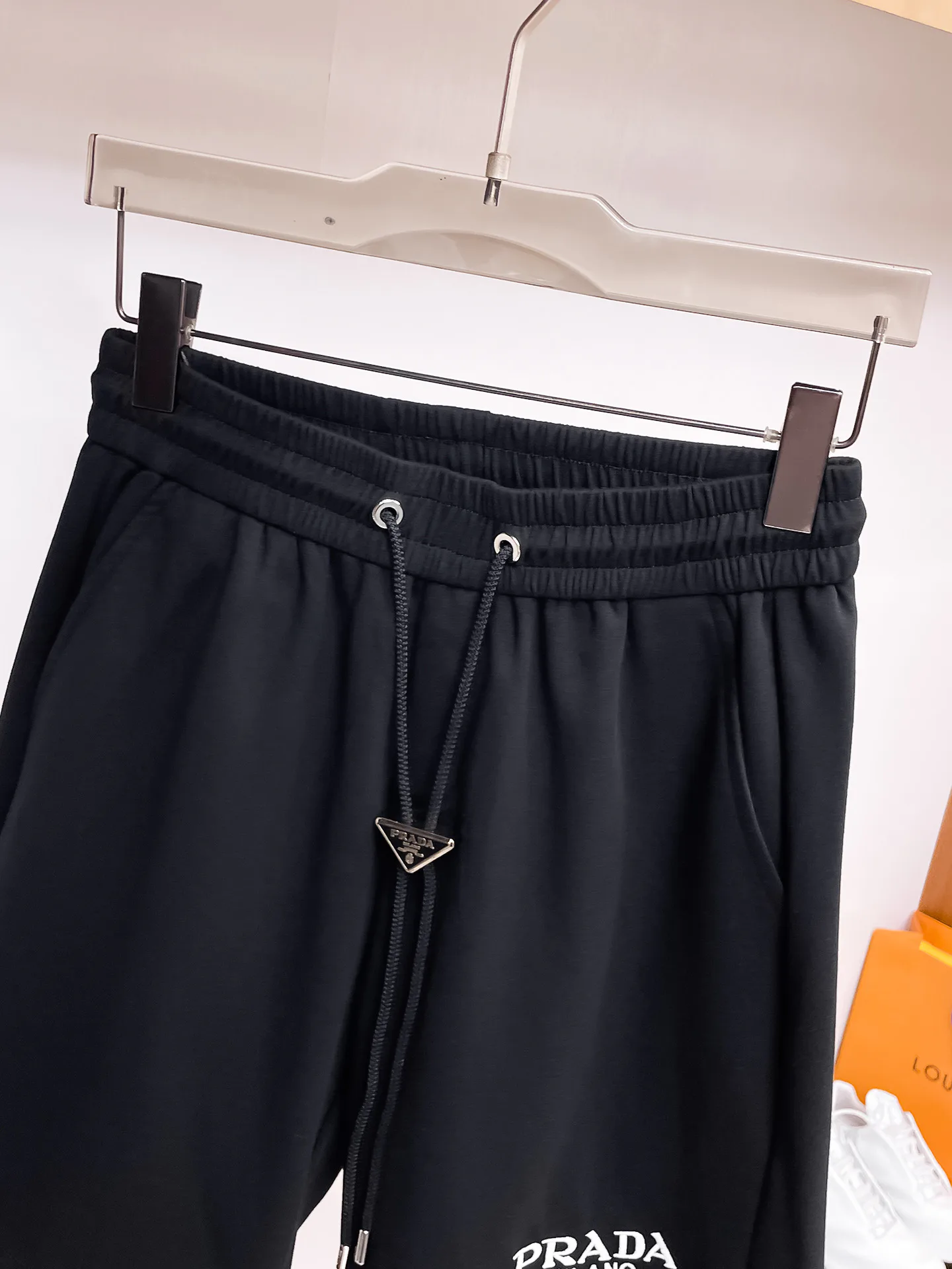 Шорты Мужские Prada 13417616