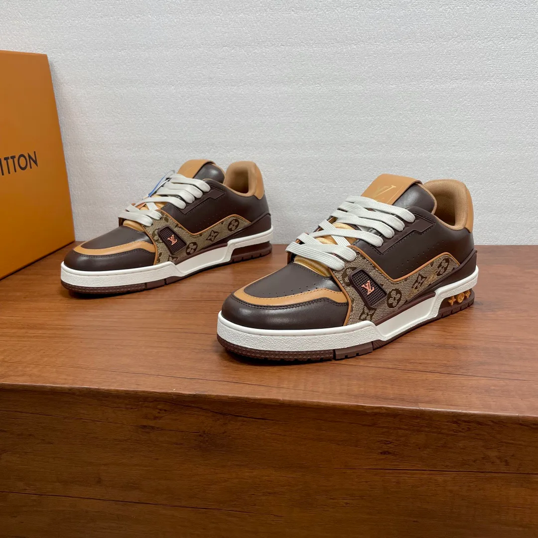 Кроссовки Мужские Louis Vuitton 3852960