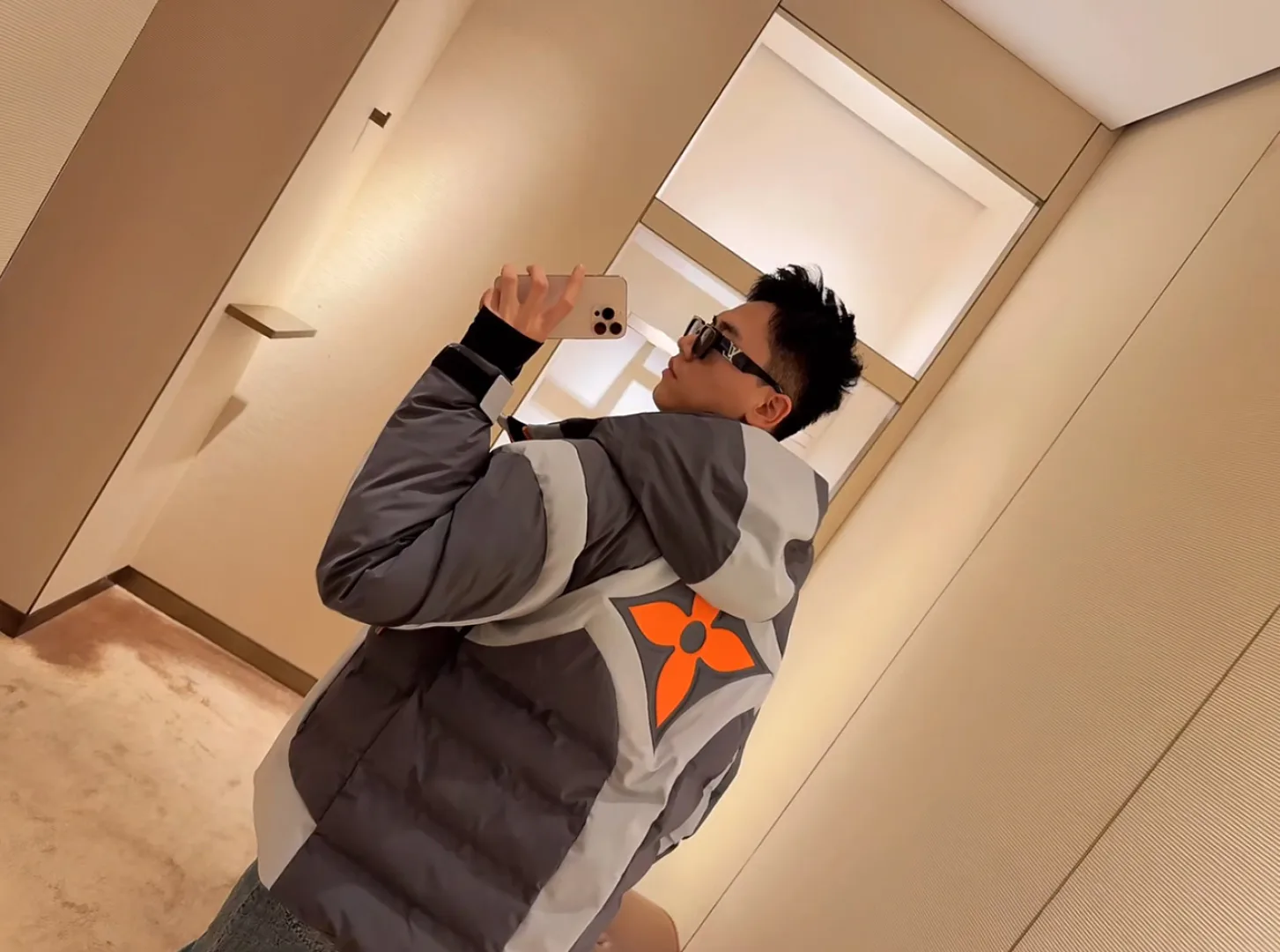 Куртки И Пуховики Мужские Louis Vuitton 433315