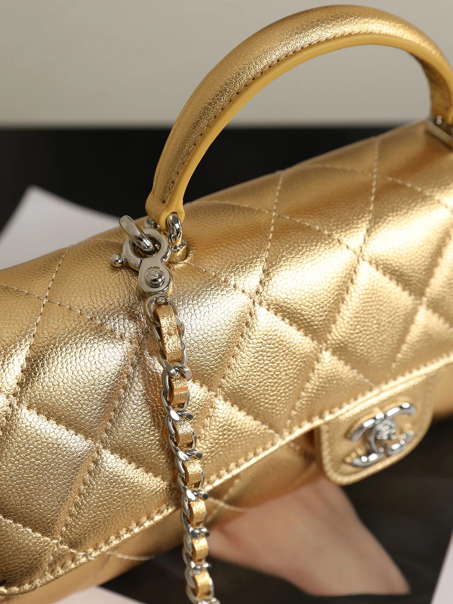 Классические Сумки Женские Chanel 18000334