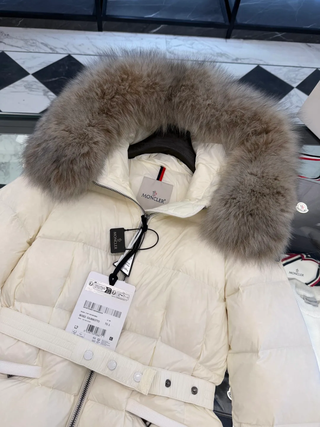 Куртки И Пуховики Женские Moncler 19637003