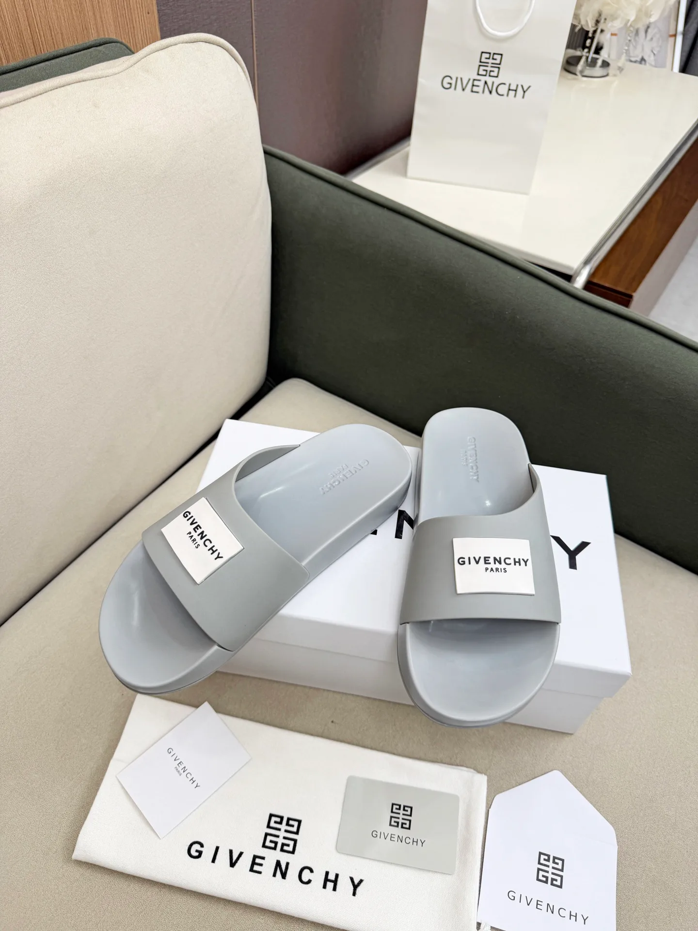 Шлепанцы Мужские Givenchy 2627985