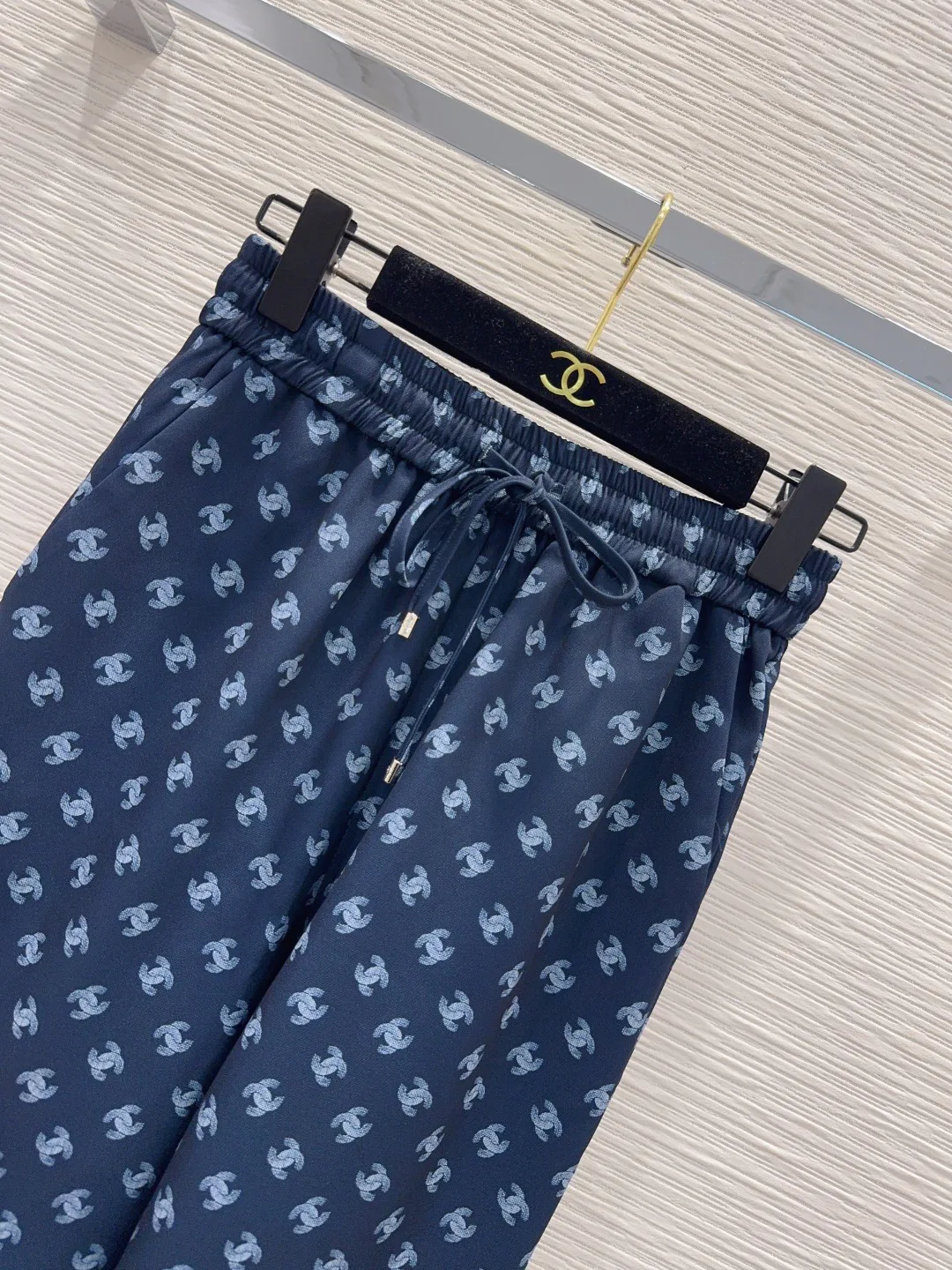 Брюки Женские Chanel 18388715